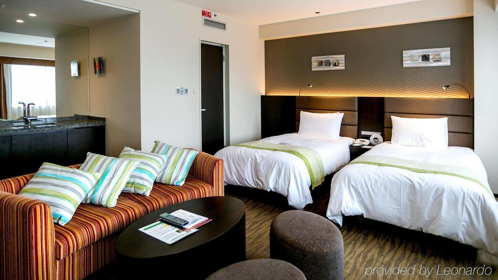 Holiday Inn Osaka Namba By Ihg Esterno foto