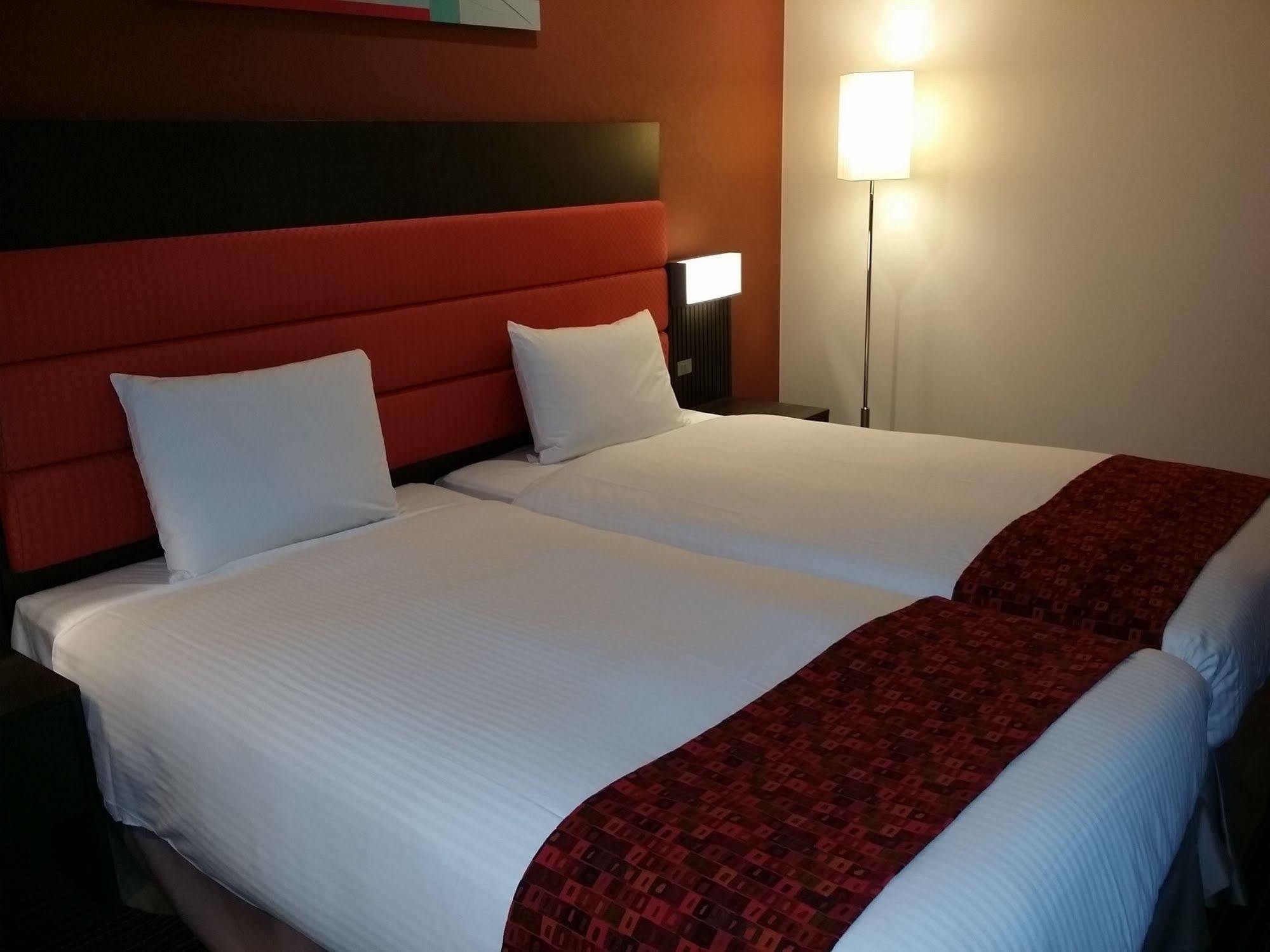 Holiday Inn Osaka Namba By Ihg Esterno foto